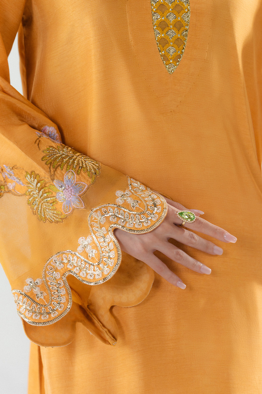 AMBER DUSK - MSS5923