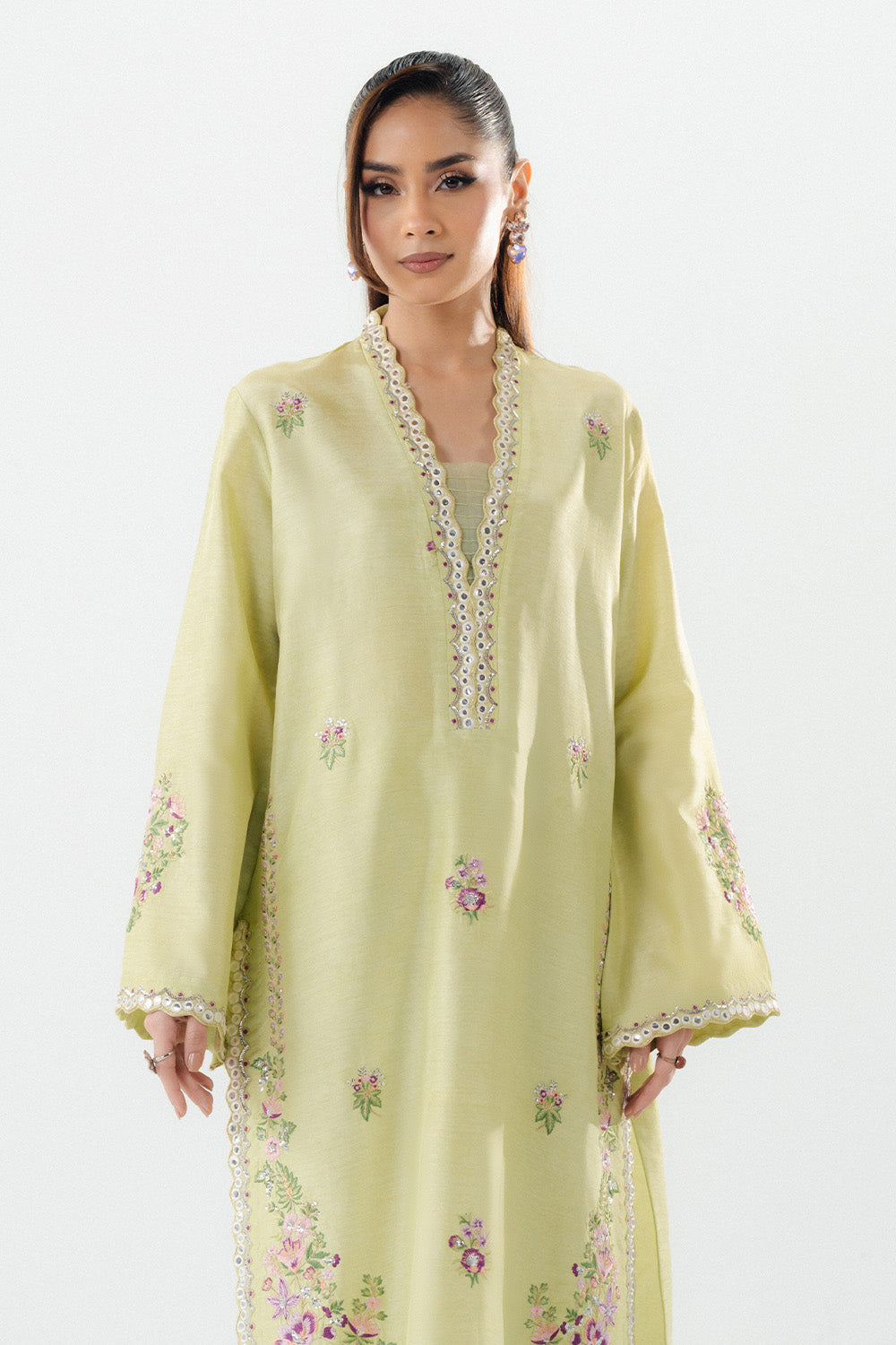 MOONLIT GRACE - MSS5927