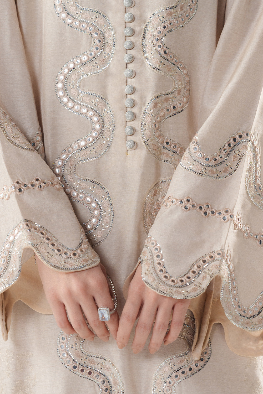 NEUTRAL GLOW - MSS5930