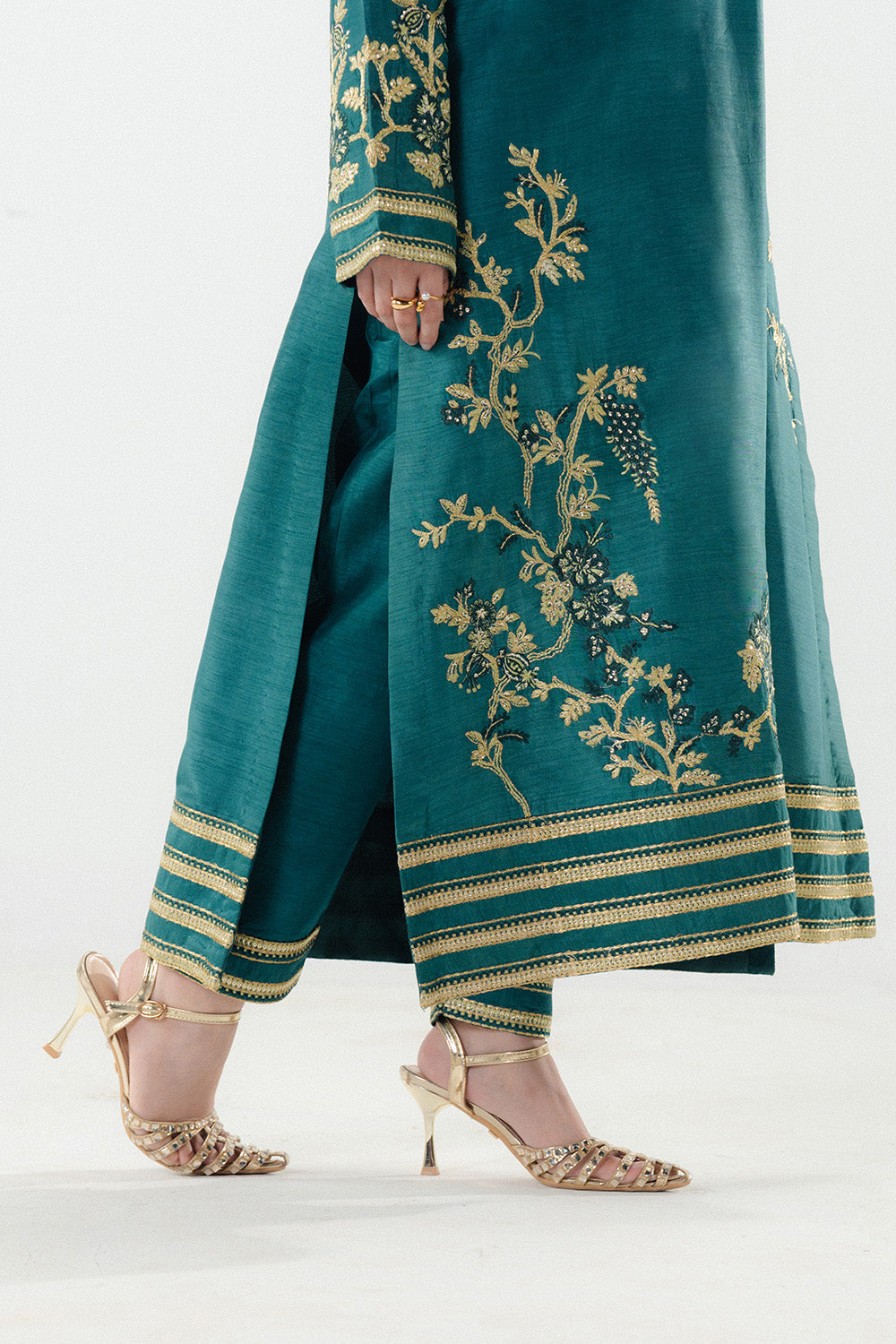 MODERN MUSE - MSS5933